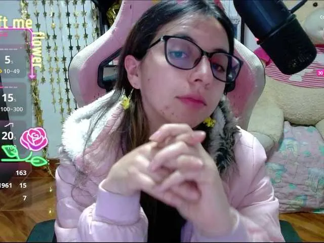 Live sex webcam photo for Maggie-Fox #291358012