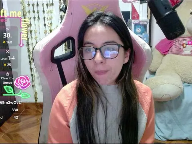 Live sex webcam photo for Maggie-Fox #291444787