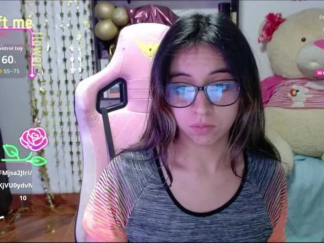 Live sex webcam photo for Maggie-Fox #291653375