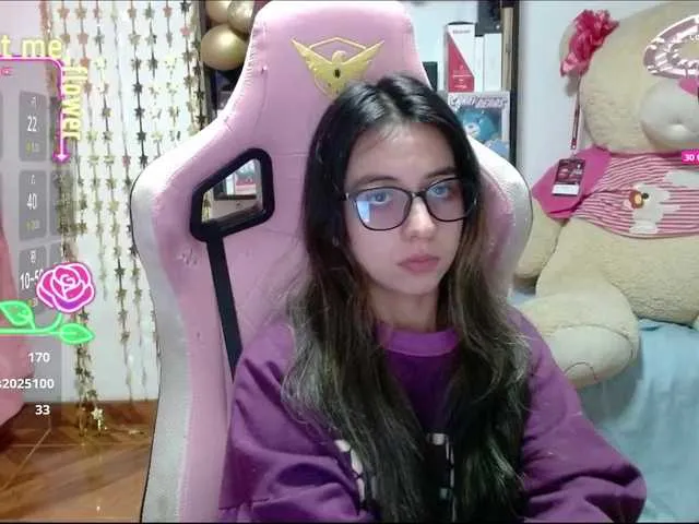 Live sex webcam photo for Maggie-Fox #292100467