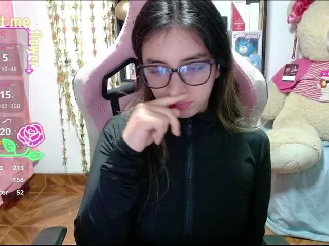 Live sex webcam photo for Maggie-Fox #292141040