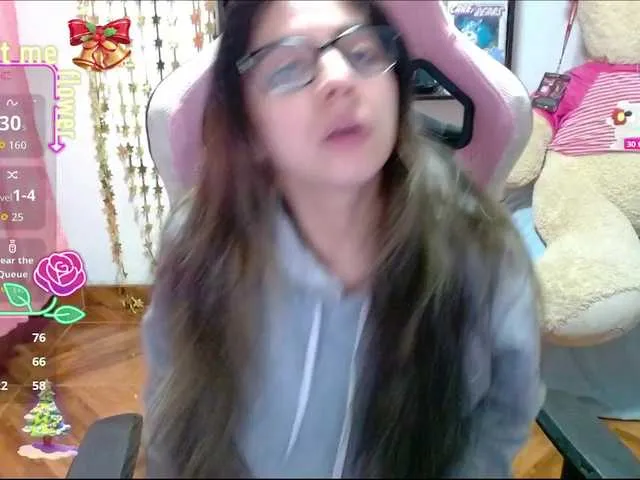 Live sex webcam photo for Maggie-Fox #292252545