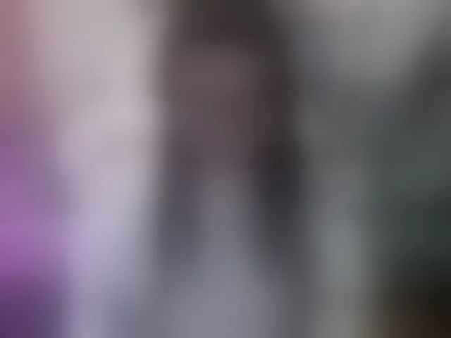 Live sex webcam photo for Maggie-Fox #293301289