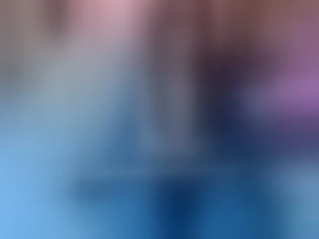 Live sex webcam photo for Maggie-Fox #293513494