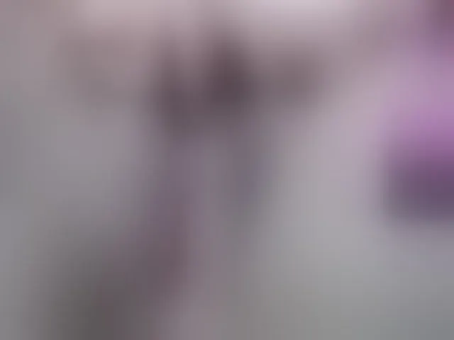 Live sex webcam photo for Maggie-Fox #294020983