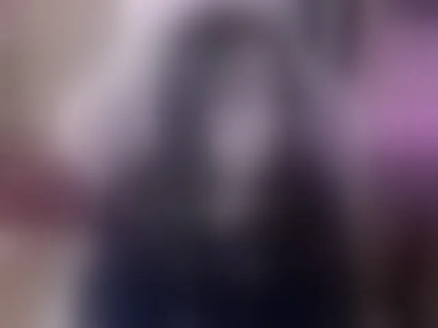 Live sex webcam photo for Maggie-Fox #294057991
