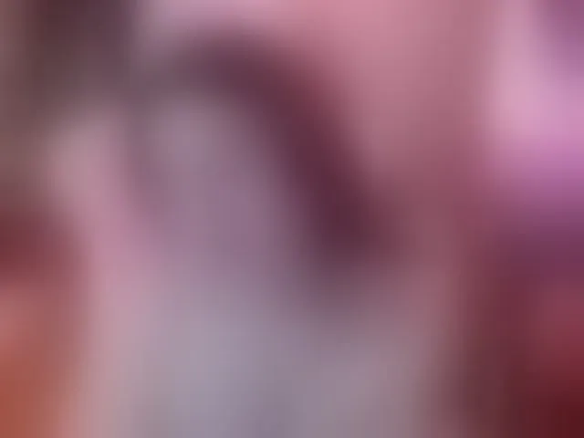 Live sex webcam photo for Maggie-Fox #294117479