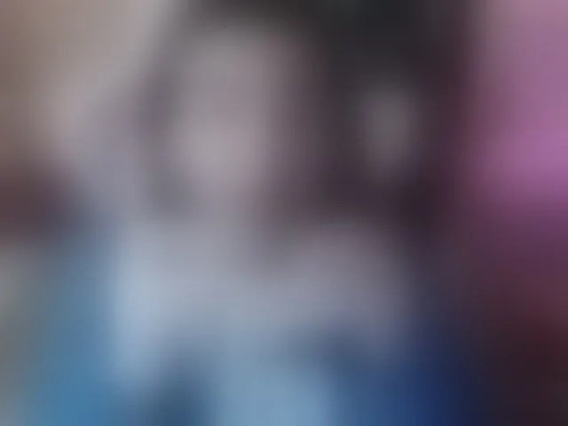 Live sex webcam photo for Maggie-Fox #294124481