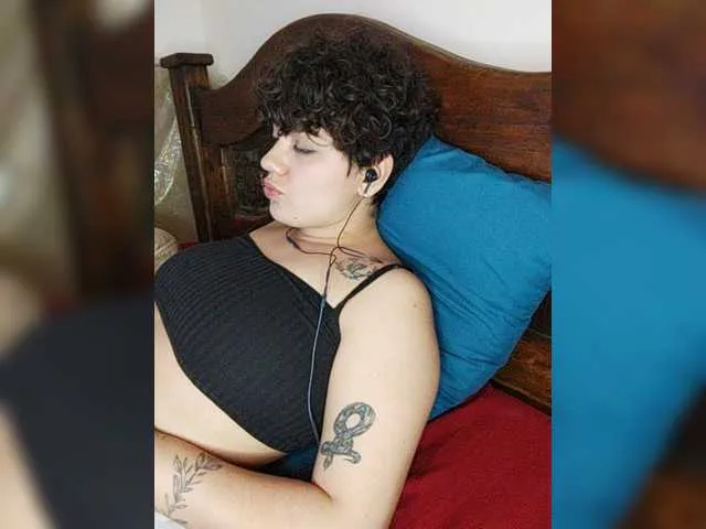 Live sex webcam photo for Maggie-evans5 #273567110