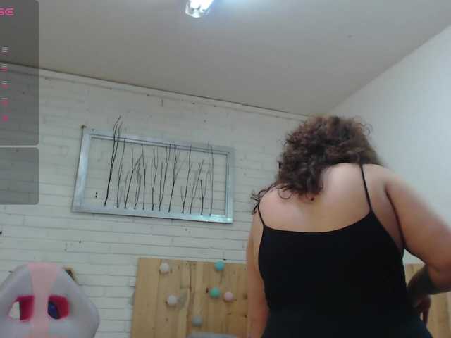 Live sex webcam photo for Maggie-evans5 #277740447