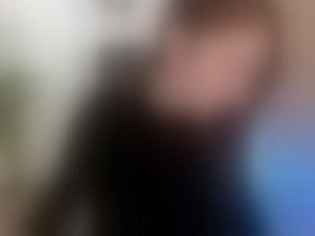 Live sex webcam photo for MaggieBrown #292849087
