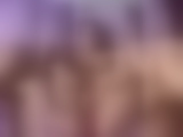 Live sex webcam photo for MaggieTurner
