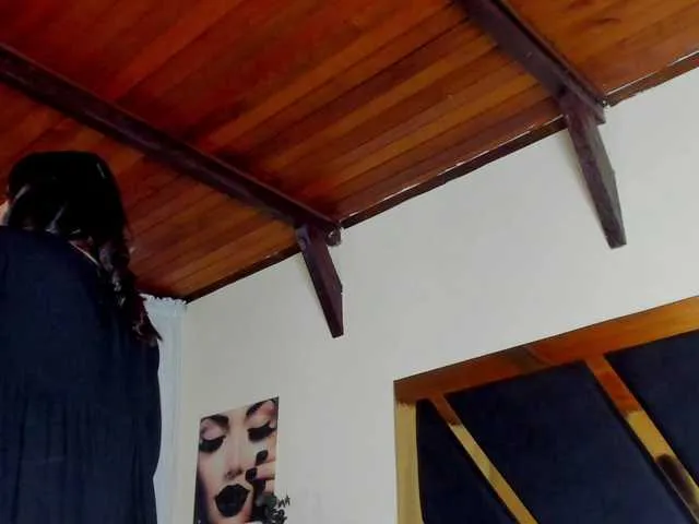 Live sex webcam photo for MagiArias #276424240