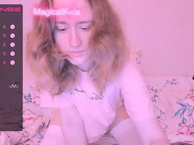 Live sex webcam photo for MagicalKate #275711371