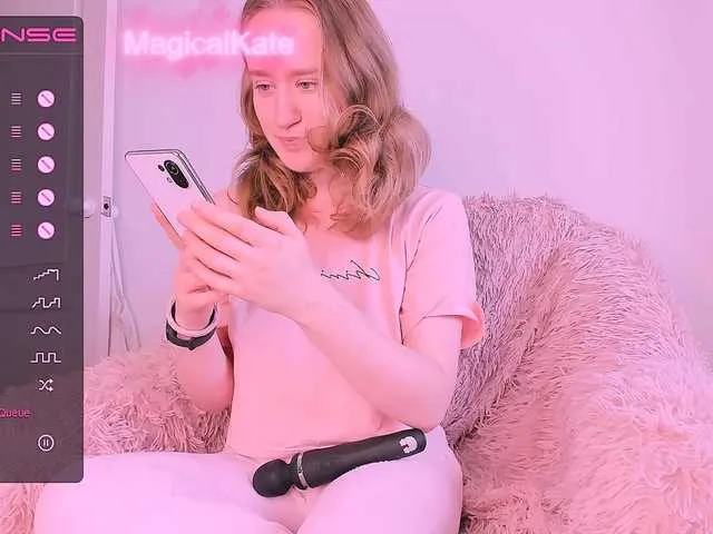 Live sex webcam photo for MagicalKate #275805052