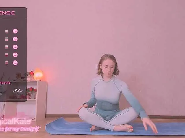 Live sex webcam photo for MagicalKate #276645778