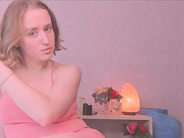 Live sex webcam photo for MagicalKate #276694697