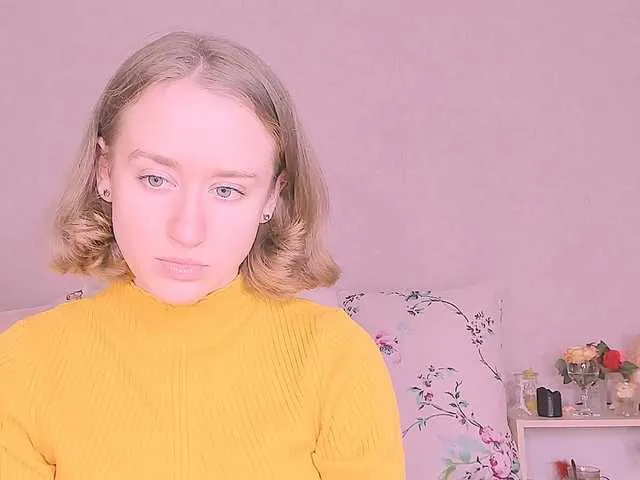 Live sex webcam photo for MagicalKate #276699577