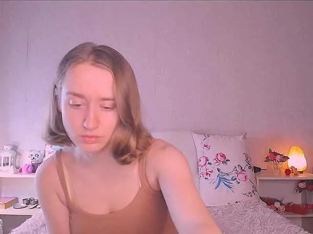 Live sex webcam photo for MagicalKate #276847072
