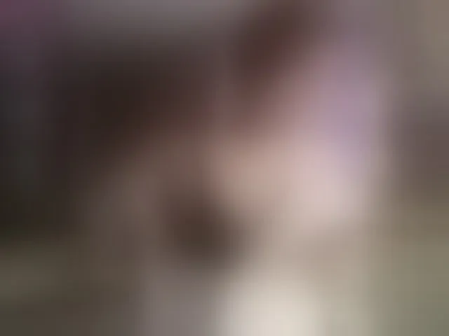 Live sex webcam photo for MagicalLouu #293070269