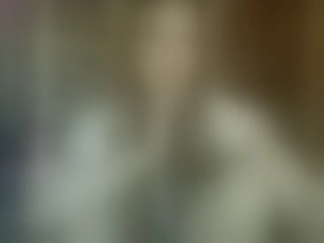 Live sex webcam photo for MagicalLouu #293222746