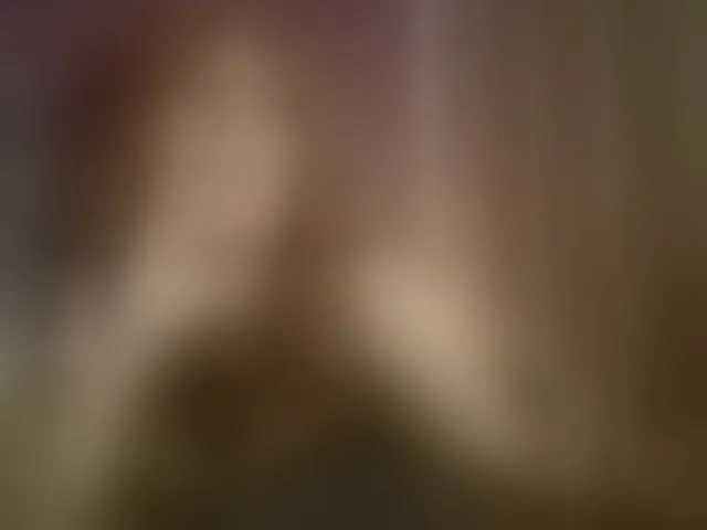 Live sex webcam photo for MagicalLouu #293349751