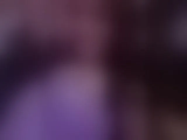 Live sex webcam photo for MagicalLouu #293671204