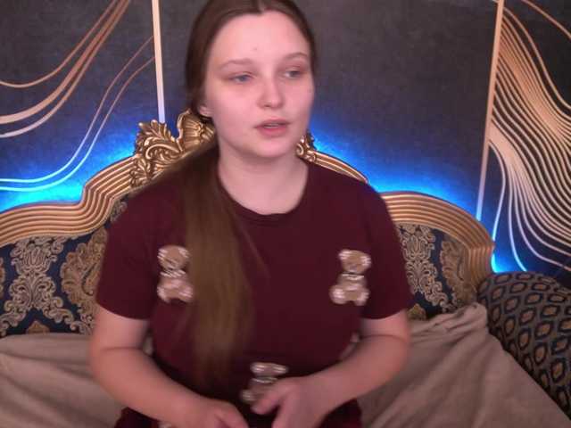 Live sex webcam photo for MagikPeachh #291731767