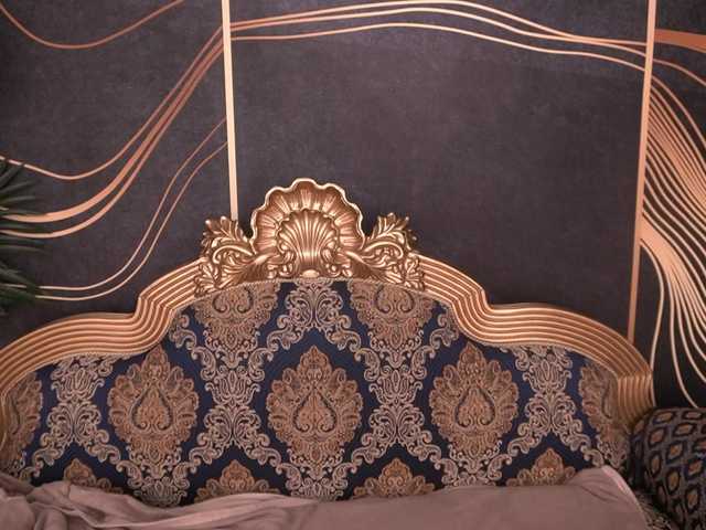 Live sex webcam photo for MagikPeachh #291735082