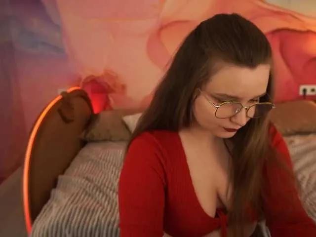 Live sex webcam photo for MagikPeachh #291854491