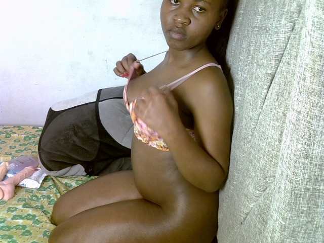 Live sex webcam photo for Magizitah #294066964