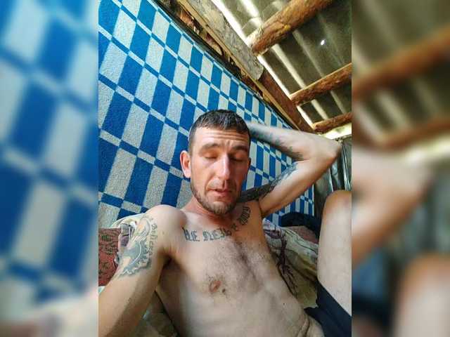 Live sex webcam photo for Magnat1987 #278279090