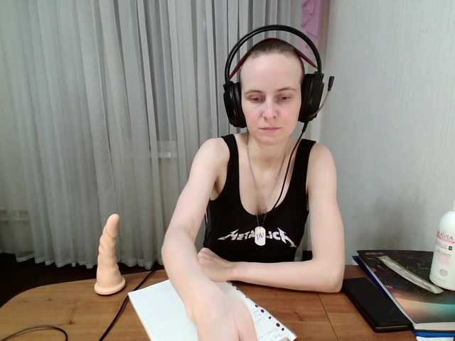 Live sex webcam photo for MagrettaXX #277517897