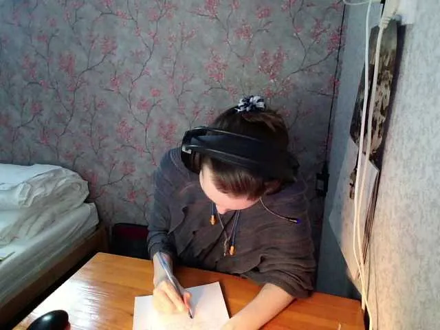Live sex webcam photo for MagrettaXX #290275272