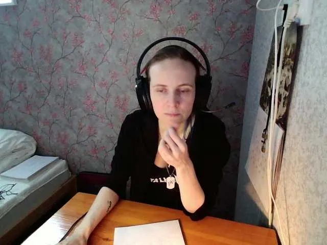 Live sex webcam photo for MagrettaXX #290362928