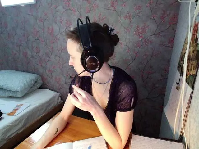 Live sex webcam photo for MagrettaXX #290562505