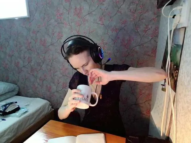 Live sex webcam photo for MagrettaXX #290596918