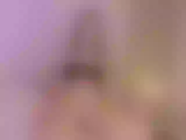 Live sex webcam photo for MaiaCollins #276811687