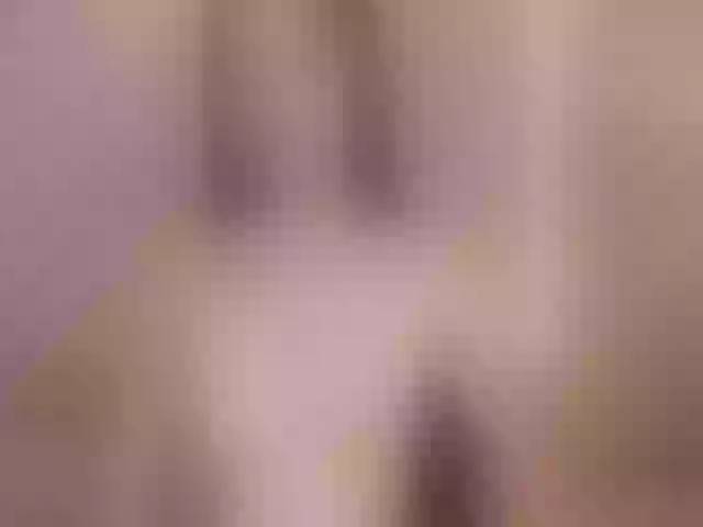 Live sex webcam photo for MaiaCollins1 #290817581