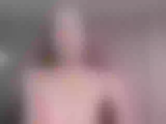 Live sex webcam photo for MaiaCollins1 #290923428