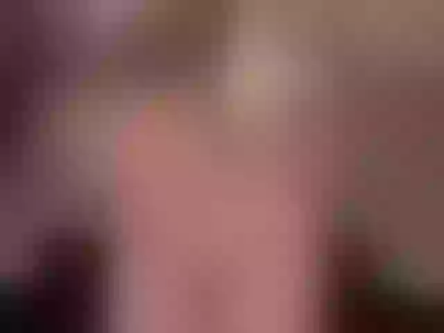 Live sex webcam photo for MaiaCollins1 #291055101