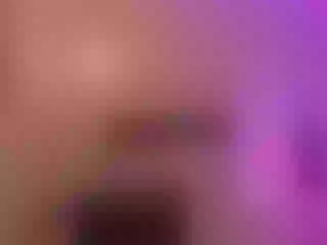 Live sex webcam photo for MaiaCollins1 #291956441