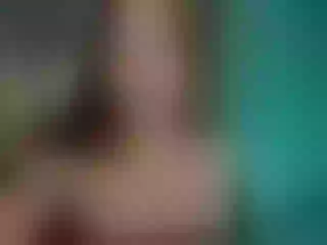Live sex webcam photo for MaiaCollins1 #292230061