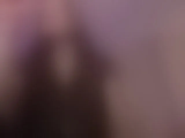 Live sex webcam photo for MaiaCollins1 #292646691