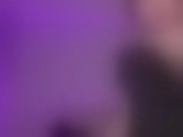 Live sex webcam photo for MaiaCollins1 #293182043