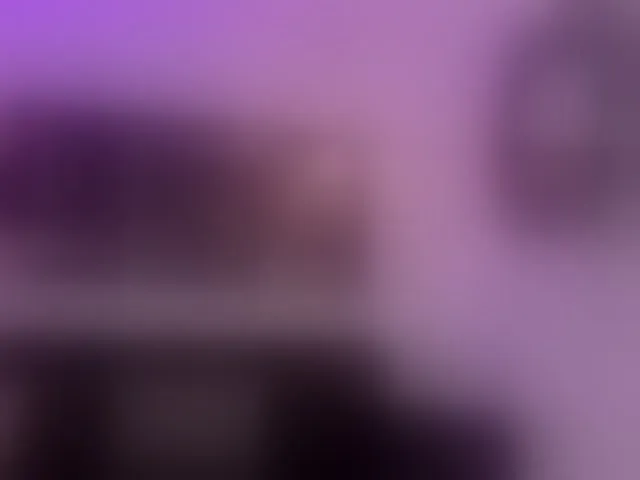 Live sex webcam photo for MaiaCollins1 #293459780