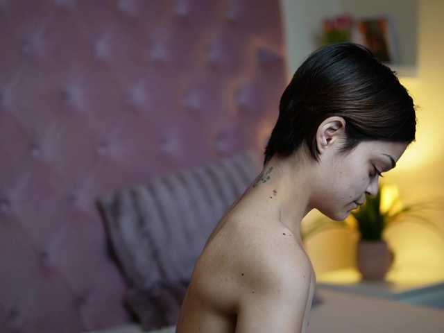 Live sex webcam photo for MaiaMini #291936507