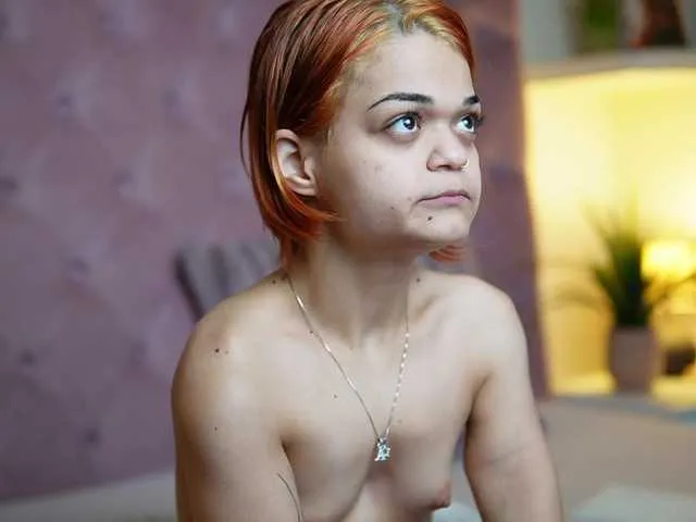 Live sex webcam photo for MaiaMini #292467206