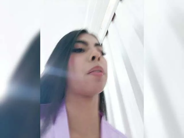Live sex webcam photo for MaiaWatson #290555982