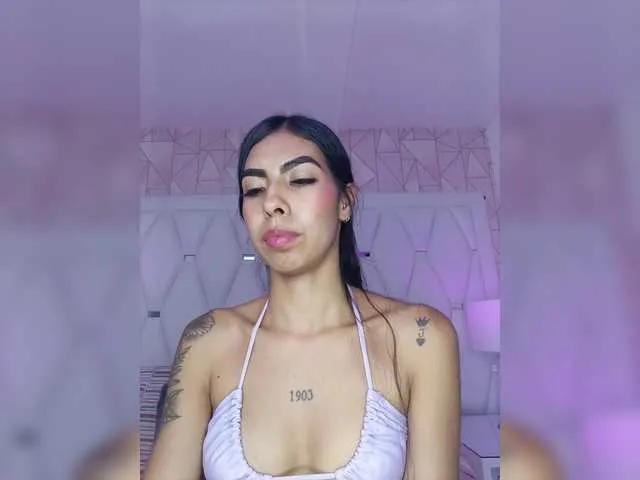 Live sex webcam photo for MaiaWatson #291052784